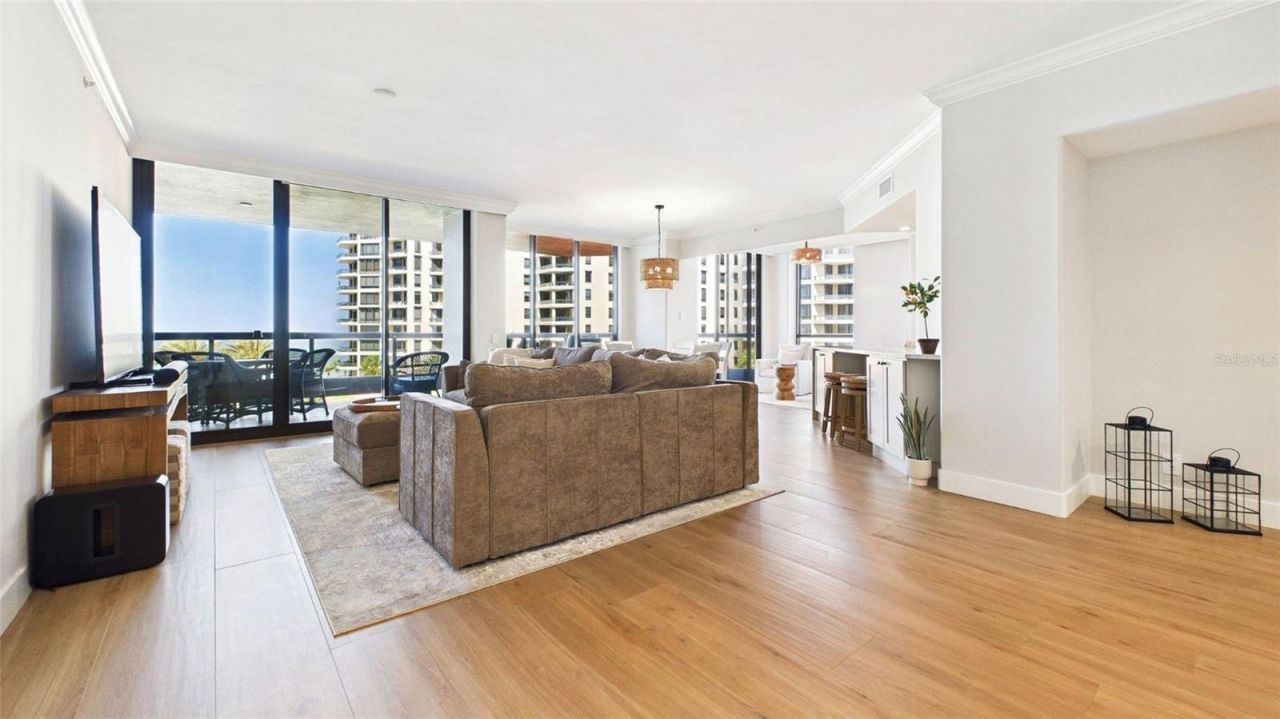 1241 Gulf Of Mexico Drive, Unit 506, Longboat Key, FL 34228 Photo