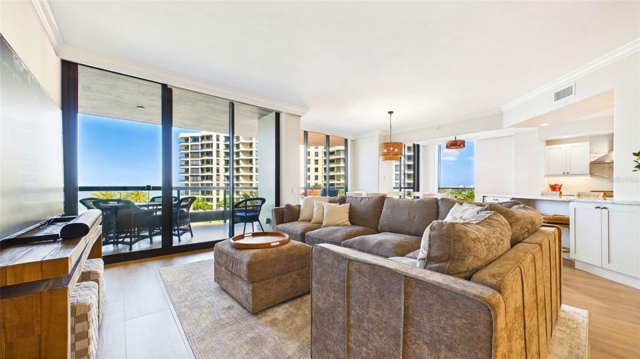1241 Gulf Of Mexico Drive, Unit 506, Longboat Key, FL 34228 Photo