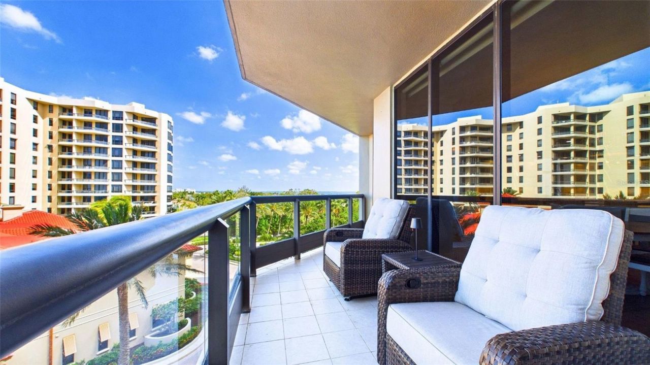 1241 Gulf Of Mexico Drive, Unit 506, Longboat Key, FL 34228 Photo