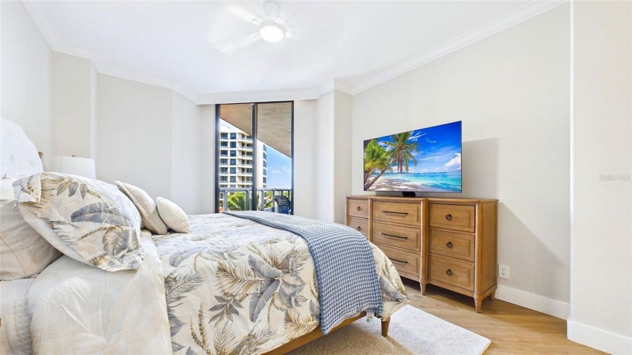 1241 Gulf Of Mexico Drive, Unit 506, Longboat Key, FL 34228 Photo
