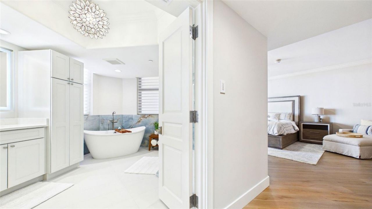 1241 Gulf Of Mexico Drive, Unit 506, Longboat Key, FL 34228 Photo