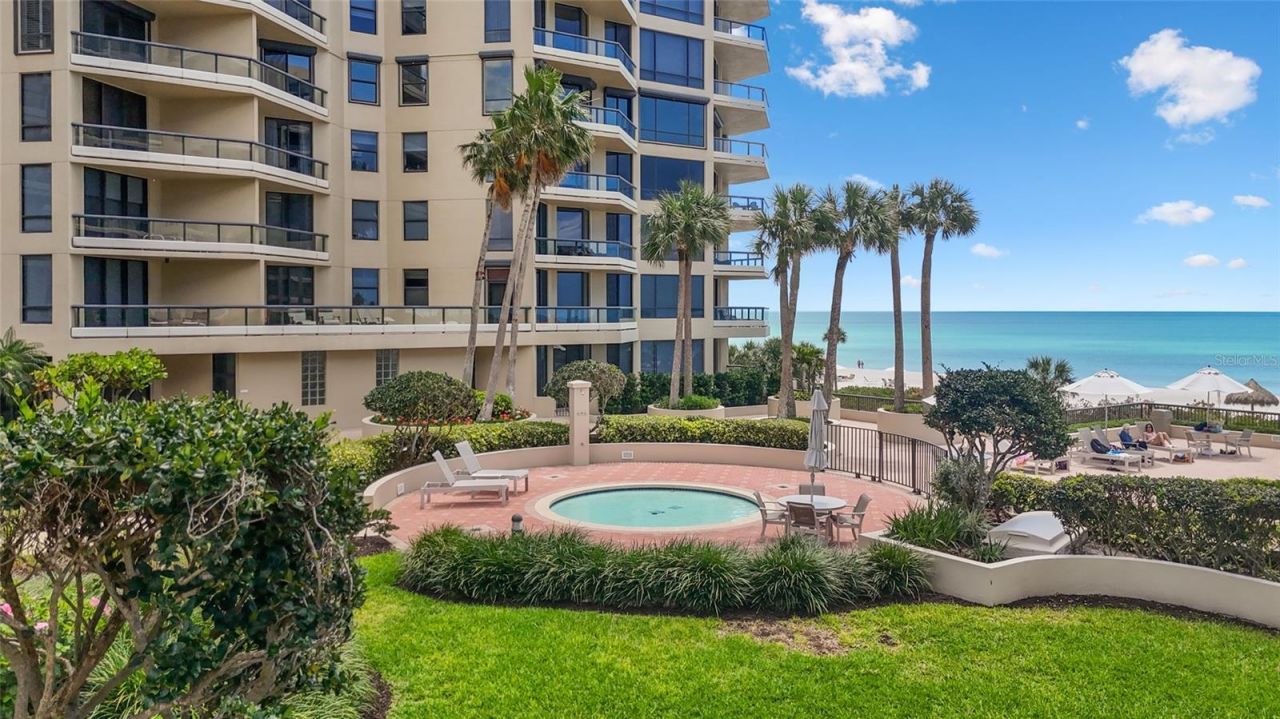 1241 Gulf Of Mexico Drive, Unit 506, Longboat Key, FL 34228 Photo