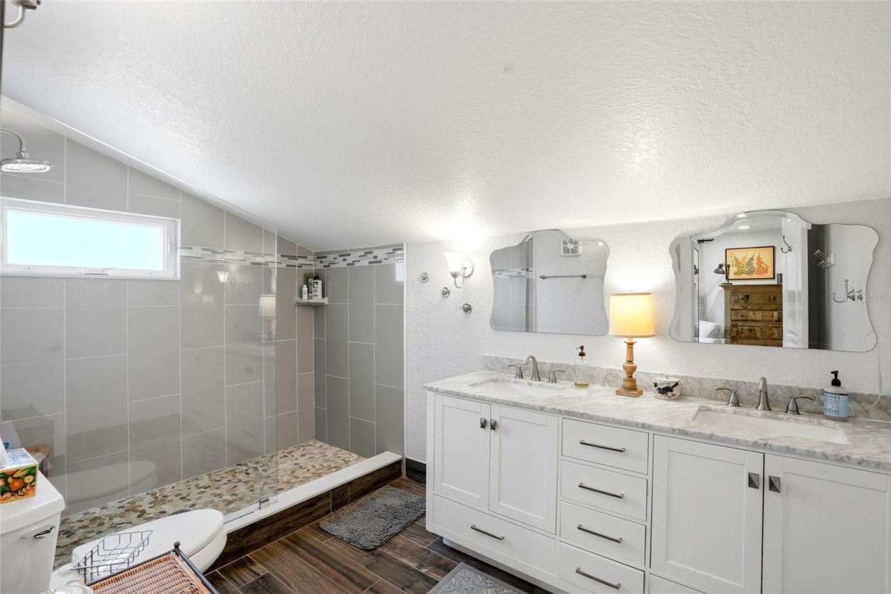 140 13th Avenue Ne, Saint Petersburg, FL 33701 Photo