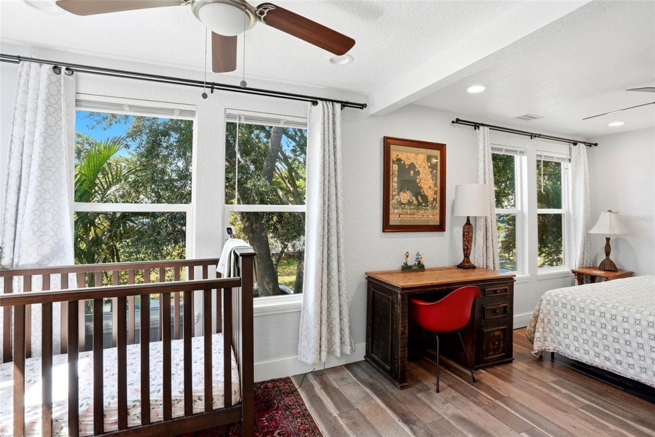 140 13th Avenue Ne, Saint Petersburg, FL 33701 Photo