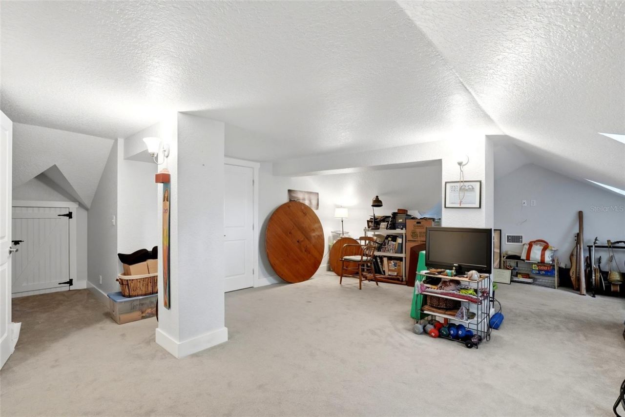 140 13th Avenue Ne, Saint Petersburg, FL 33701 Photo