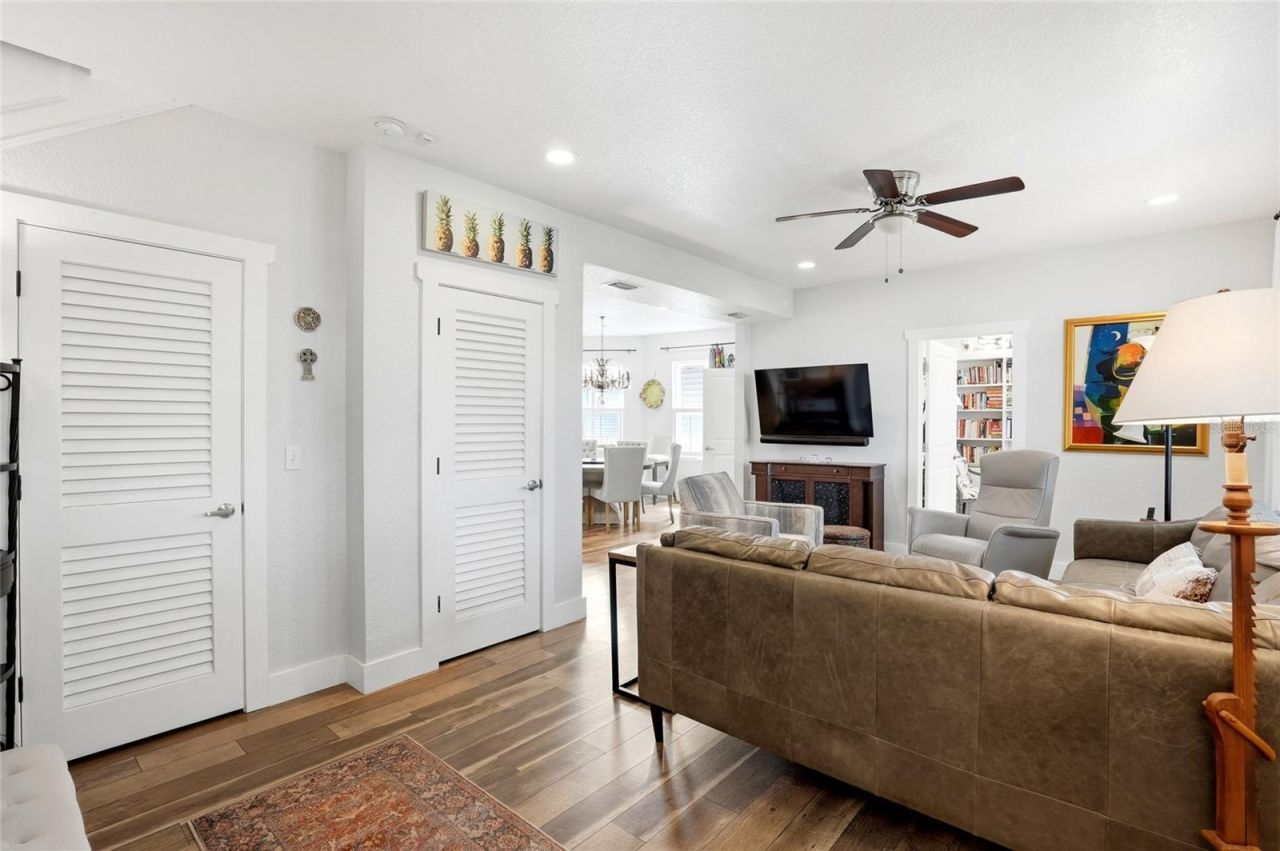 140 13th Avenue Ne, Saint Petersburg, FL 33701 Photo
