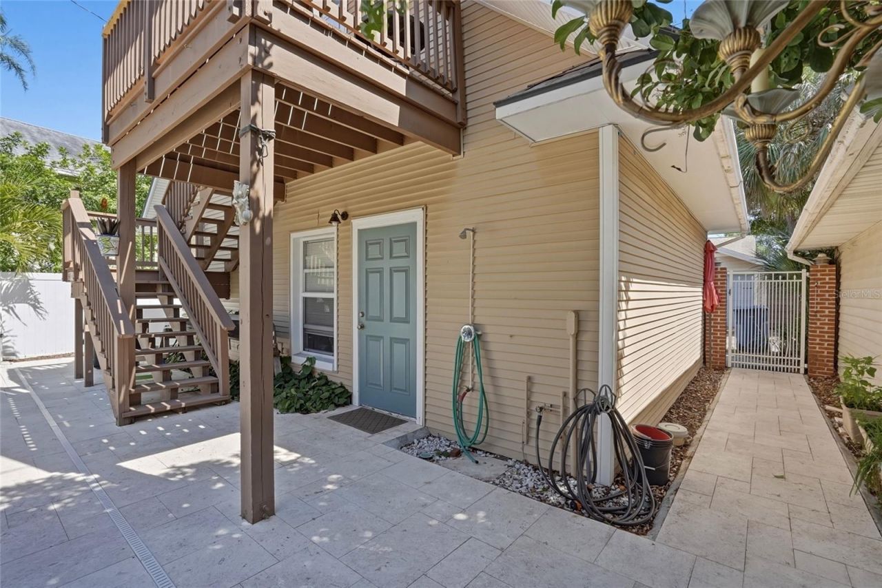140 13th Avenue Ne, Saint Petersburg, FL 33701 Photo
