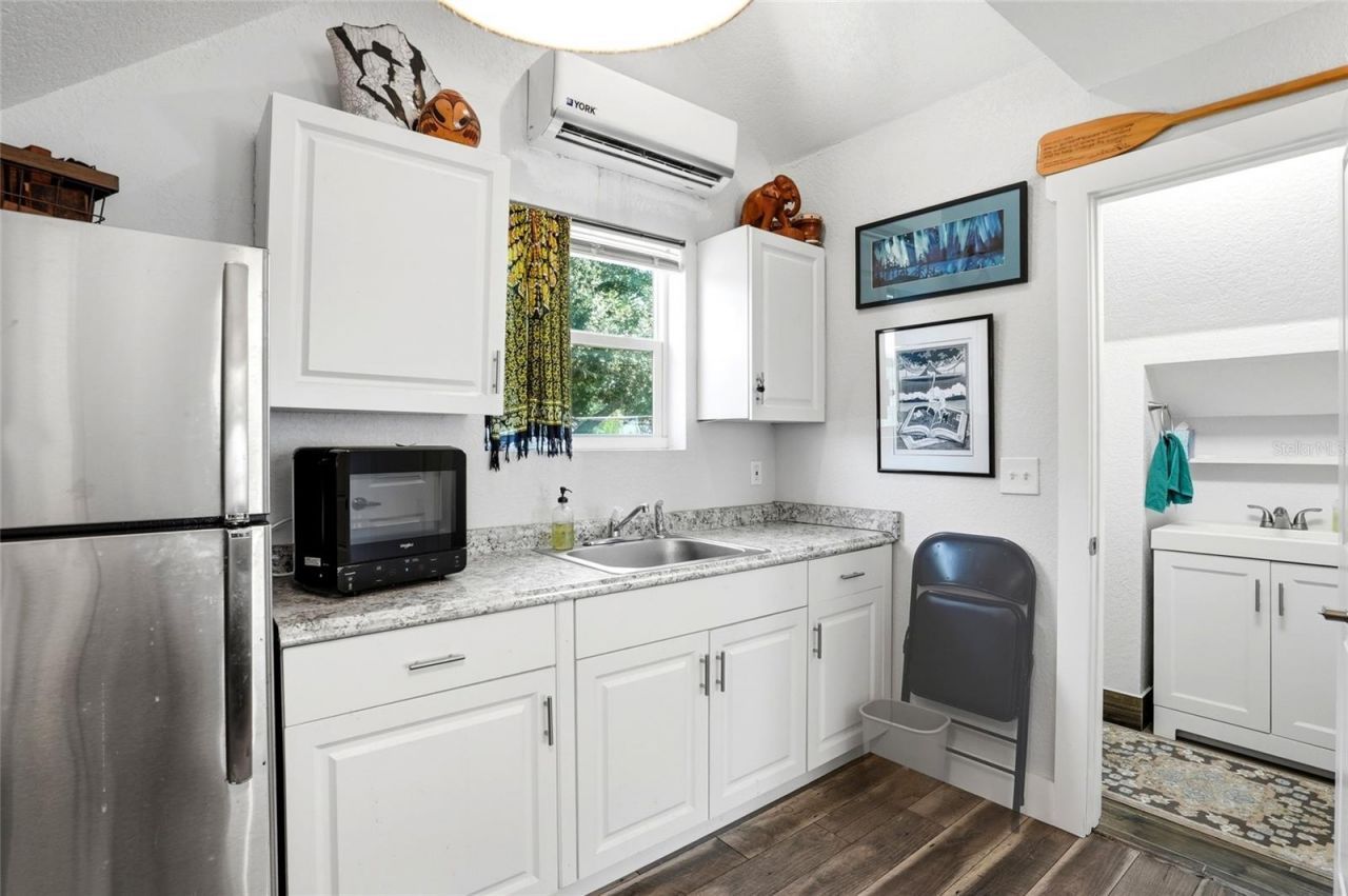 140 13th Avenue Ne, Saint Petersburg, FL 33701 Photo