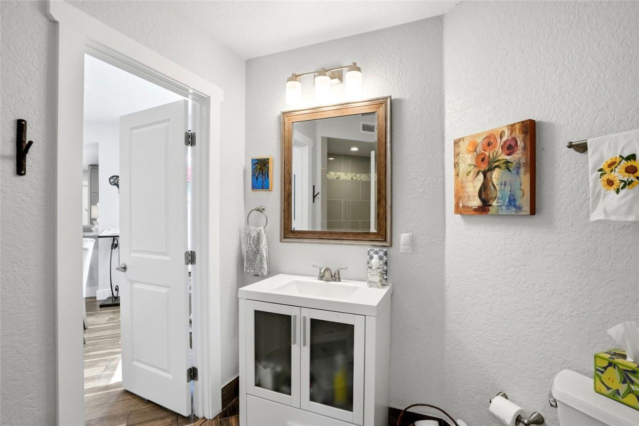 140 13th Avenue Ne, Saint Petersburg, FL 33701 Photo