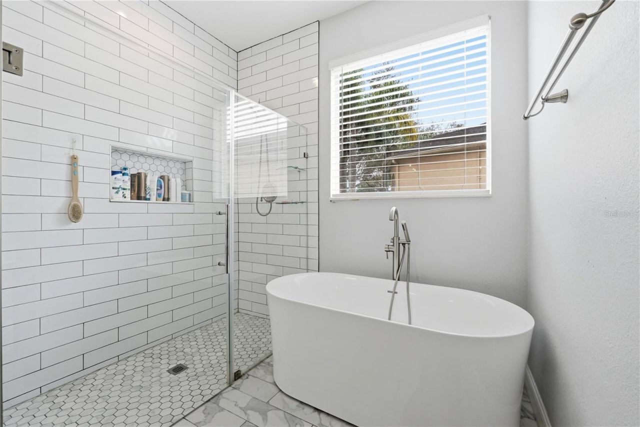 6802 Scythe Avenue, Orlando, FL 32812 Photo