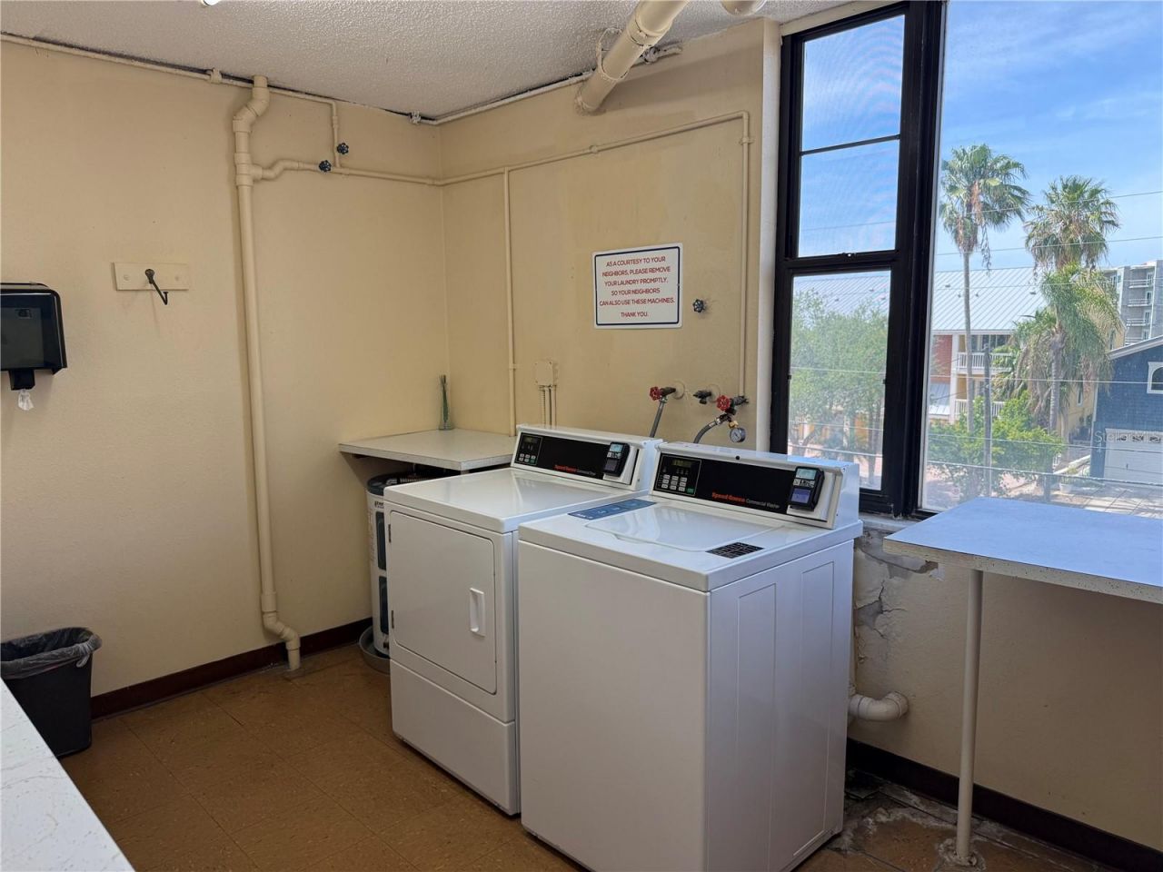 255 Dolphin Point, Unit 305, Clearwater Beach, FL 33767 Photo