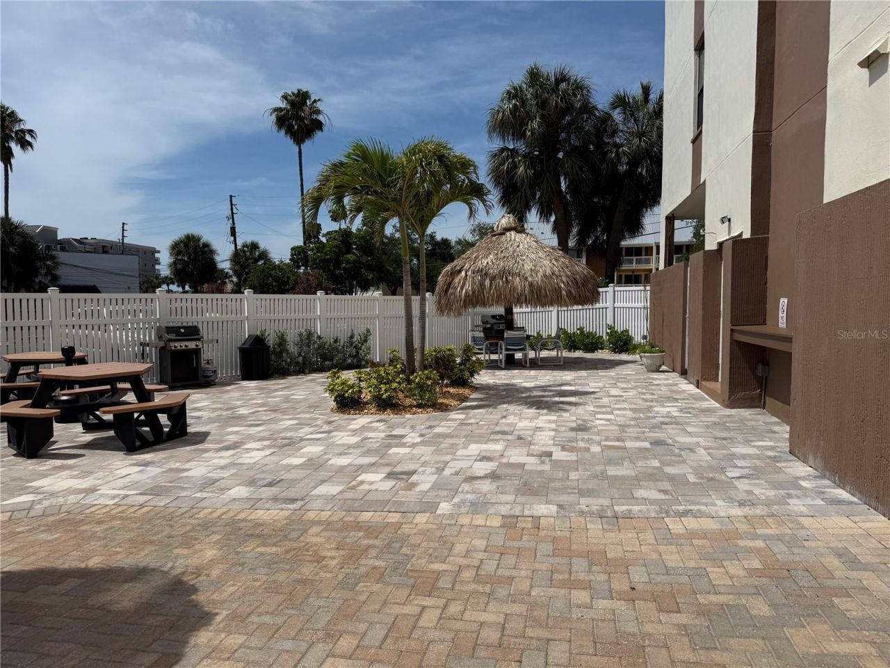 255 Dolphin Point, Unit 305, Clearwater Beach, FL 33767 Photo