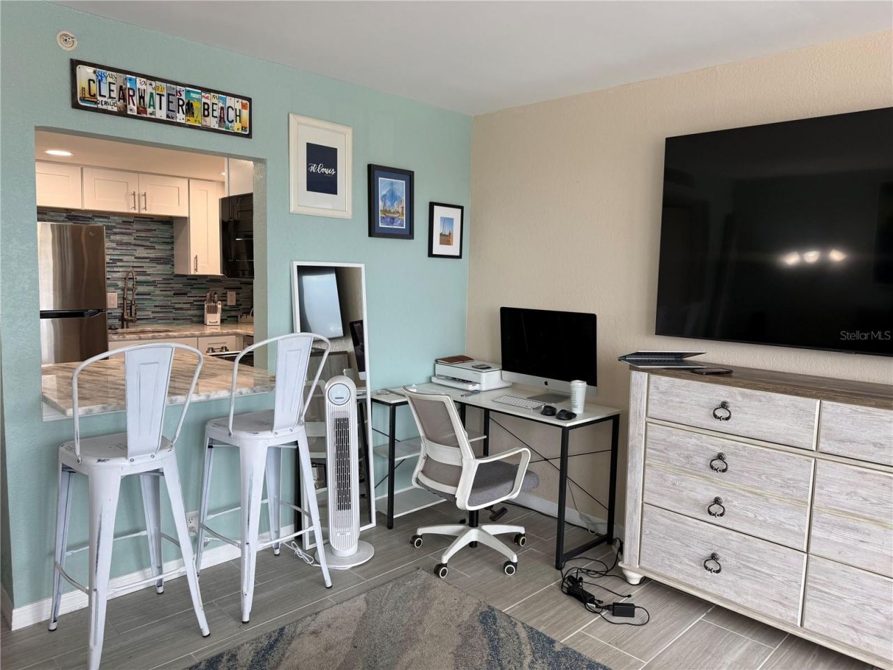 255 Dolphin Point, Unit 305, Clearwater Beach, FL 33767 Photo