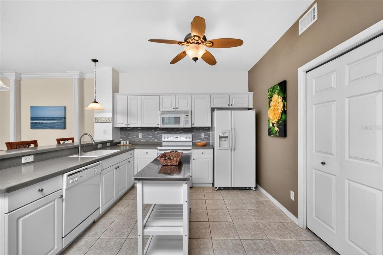 1431 Aqui Esta Dr., Unit 111, Punta Gorda, FL 33950 Photo