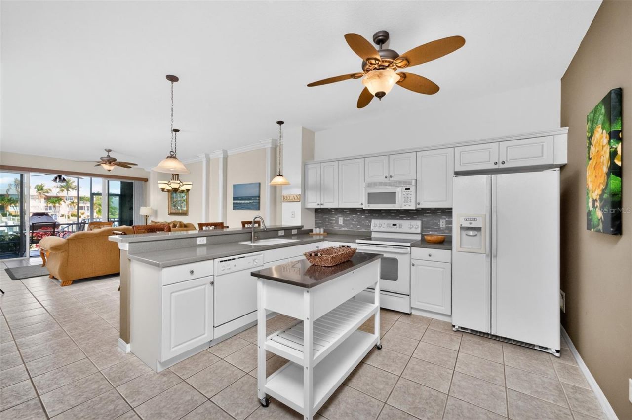 1431 Aqui Esta Dr., Unit 111, Punta Gorda, FL 33950 Photo