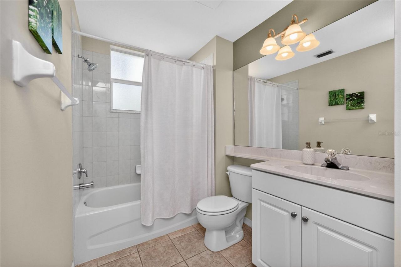 1431 Aqui Esta Dr., Unit 111, Punta Gorda, FL 33950 Photo