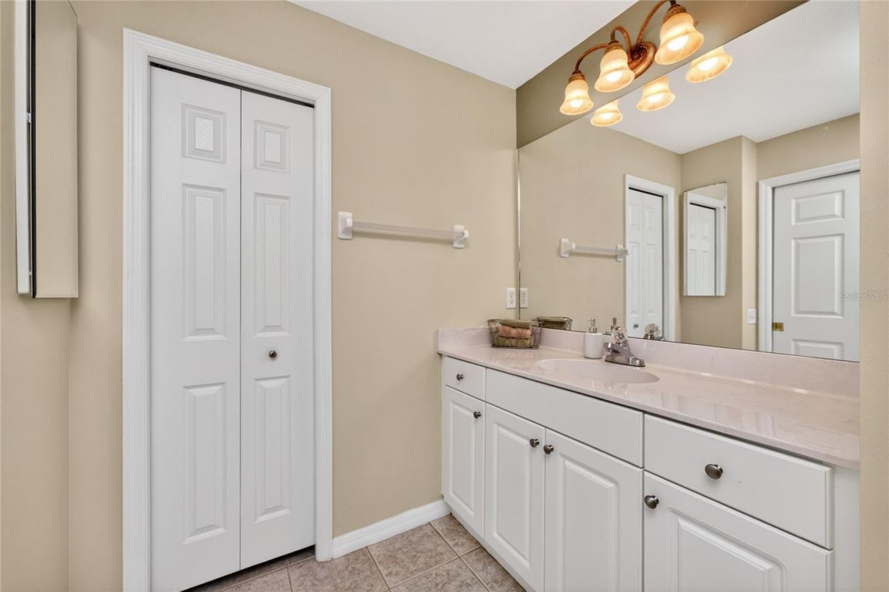 1431 Aqui Esta Dr., Unit 111, Punta Gorda, FL 33950 Photo