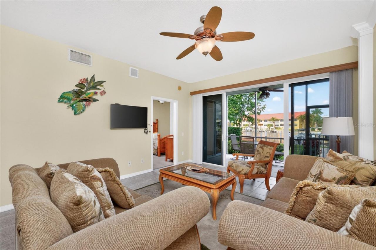 1431 Aqui Esta Dr., Unit 111, Punta Gorda, FL 33950 Photo