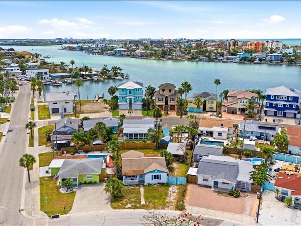 451 VIRGINIA AVENUE , MADEIRA BEACH, FL 33708