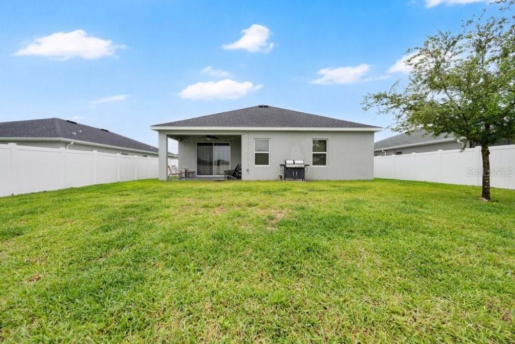 712 Daphne Drive, Polk City, FL 33868 Photo