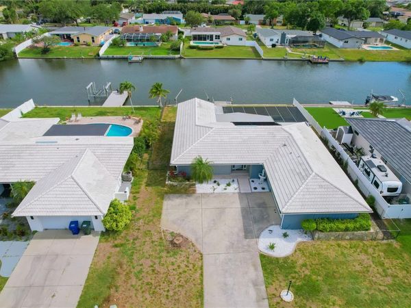 2187 WATERSIDE DRIVE , CLEARWATER, FL 33764