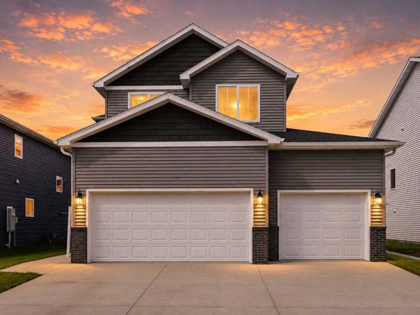 6741 71st Avenue S, Horace, ND 58047