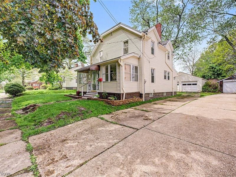 248 Malacca Street, Akron, OH 44305 Photo 3