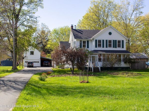 158 Hudson Avenue, Chatham, NY 12037