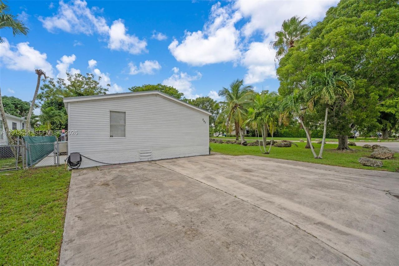 19800 SW 180th Ave # 247 , Miami, FL 33187 Photo