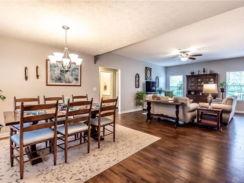 1914 Meadowsweet Drive, Turtlecreek Township, OH 45036 Photo 6