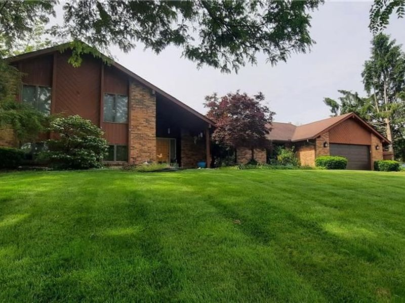 2725 E Tara Trail, Beavercreek, OH 45434 Photo 1