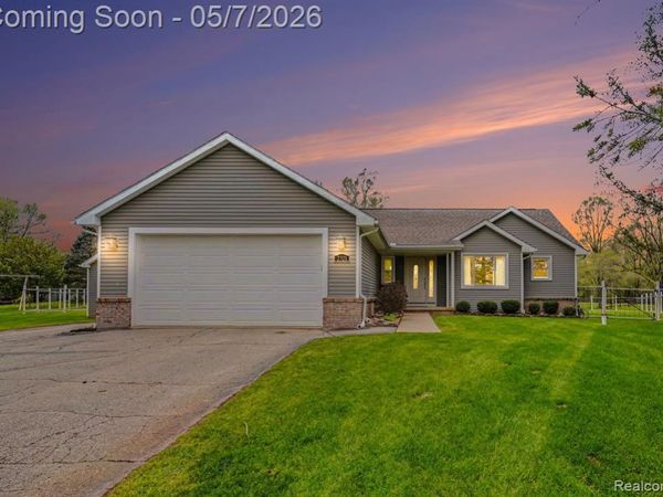 2321 Foxmore Circle, Highland Twp, MI 48356
