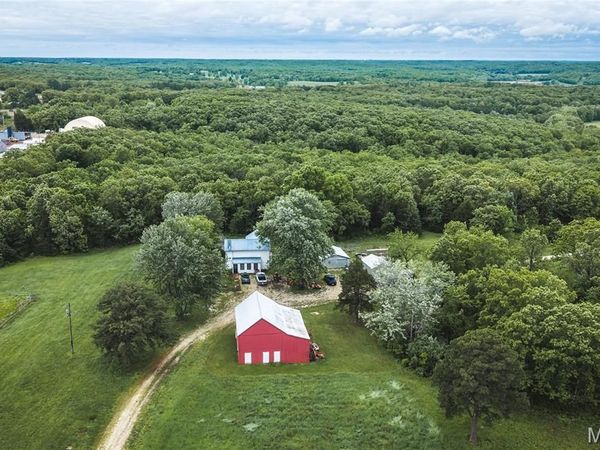 1960 US Highway 50 , Owensville, MO 65066