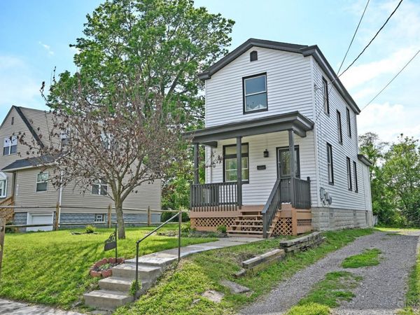 6211 Coleridge Avenue, Cincinnati, OH 45213