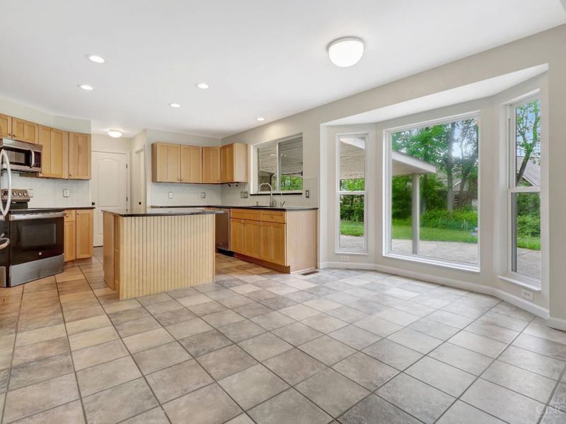 415 Forest Edge Drive, Mason, OH 45065 Photo 16