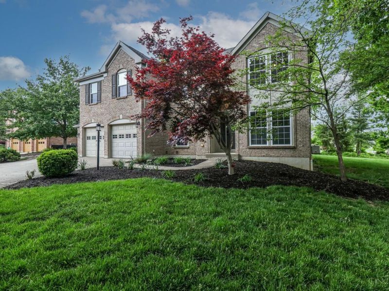 415 Forest Edge Drive, Mason, OH 45065 Photo 3