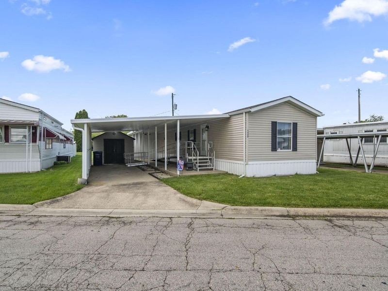 5449 Bonanza Lane , Dublin, OH 43016 Photo 3
