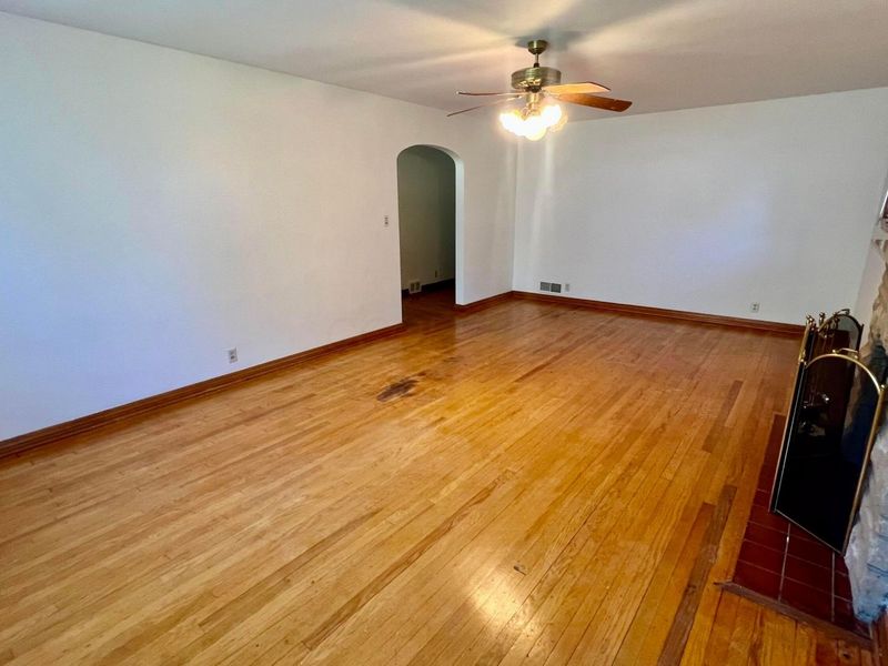 528 Harding Road , Zanesville, OH 43701 Photo 14