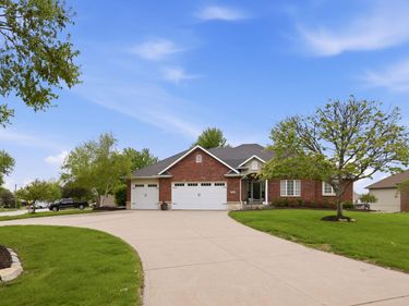 4408 N 17TH Street, CARTER LAKE, IA 51510