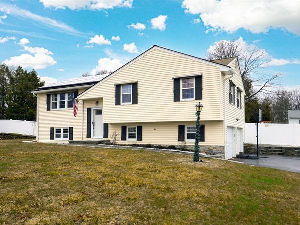 21 Taft St, Milford, MA 01757
