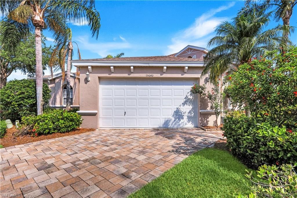 15040 Sterling Oaks Dr, Naples, FL 34110 Photo