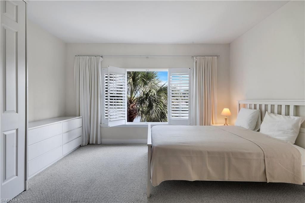15040 Sterling Oaks Dr, Naples, FL 34110 Photo
