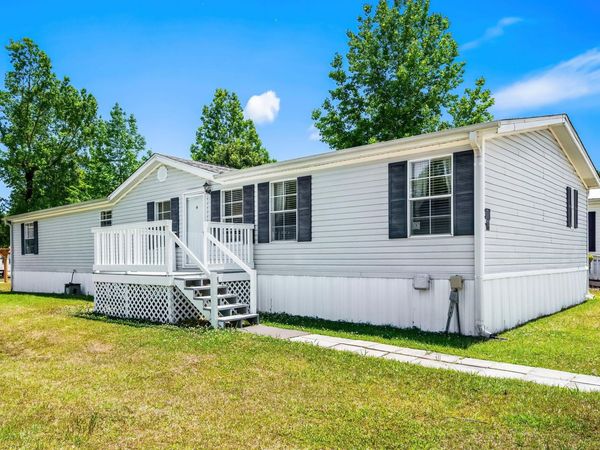 500 Folly Estates Dr., Myrtle Beach, SC 29588