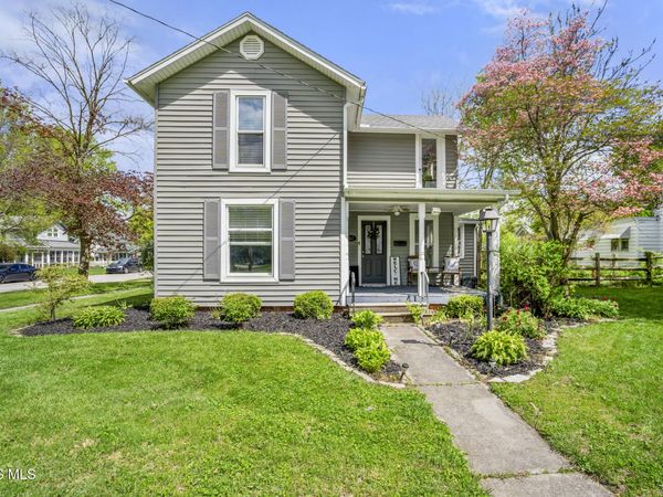 322 North Street , Waterville, OH 43566