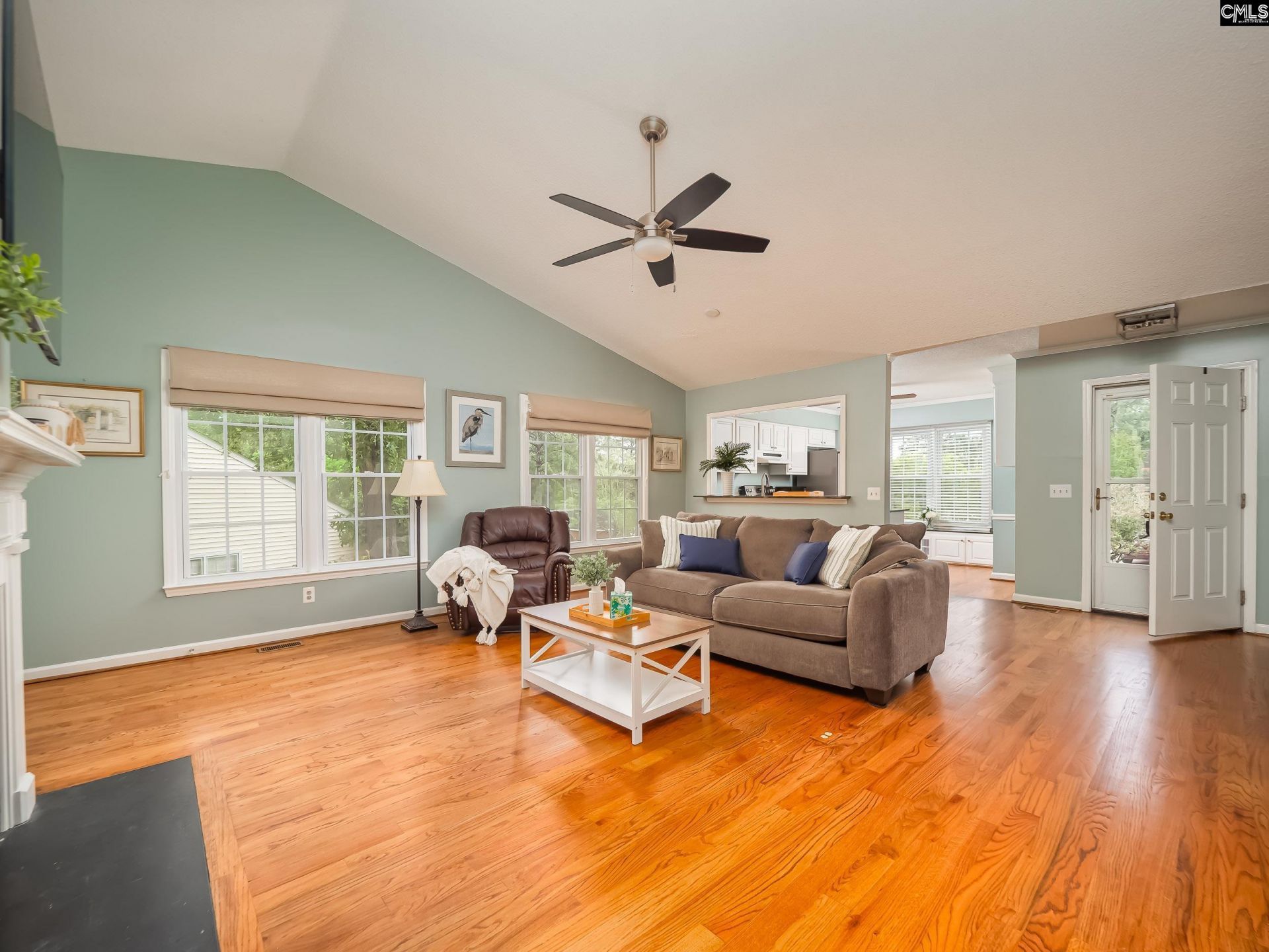 3 Lake Pointe Drive N Photo 11