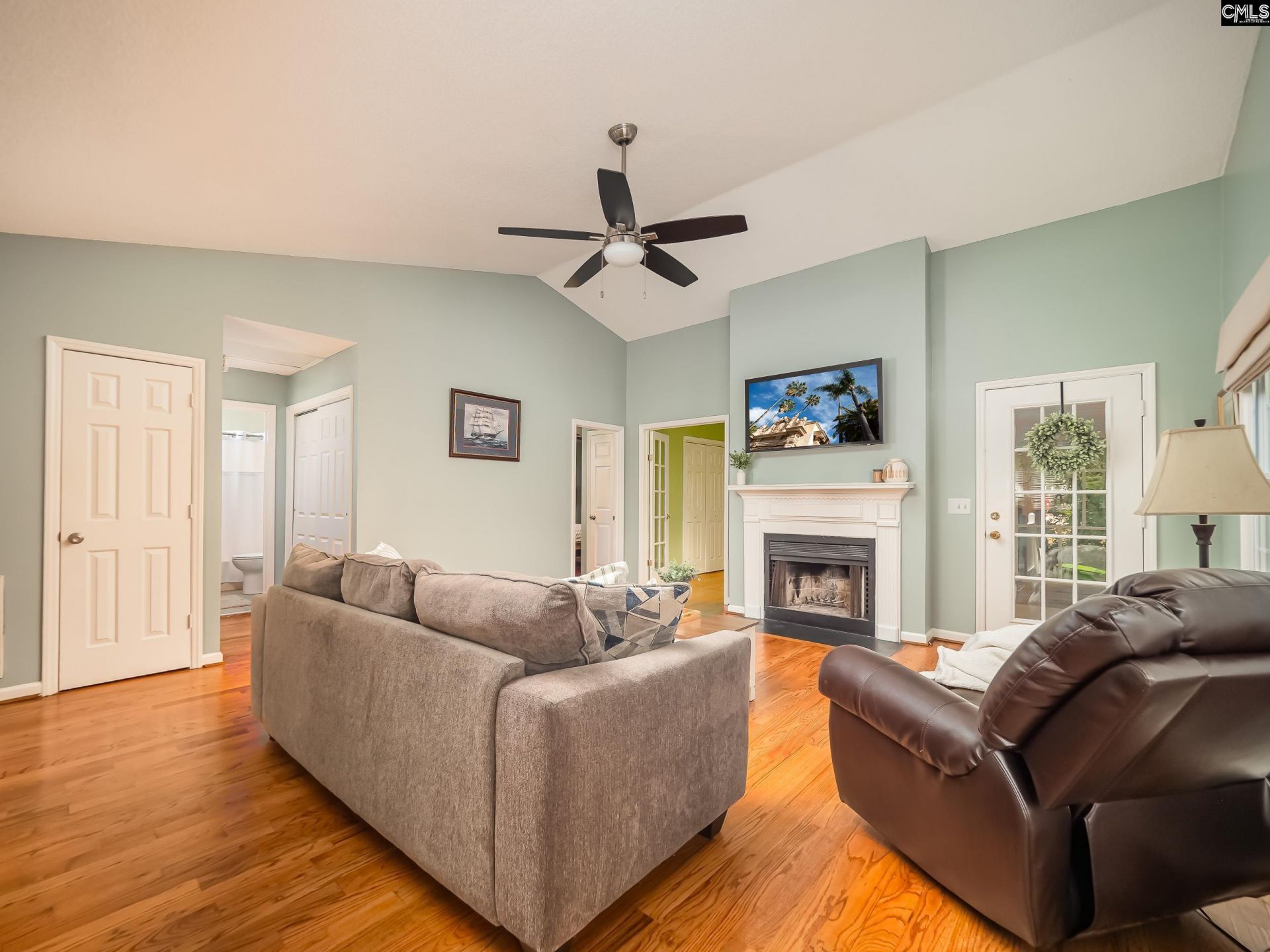 3 Lake Pointe Drive N Photo 13