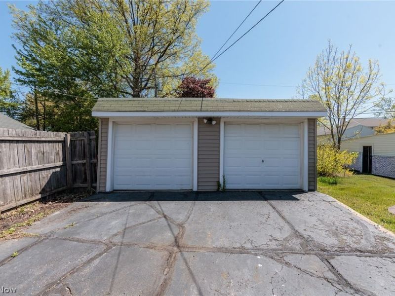 1883 Maywood Road, South Euclid, OH 44121 Photo 45