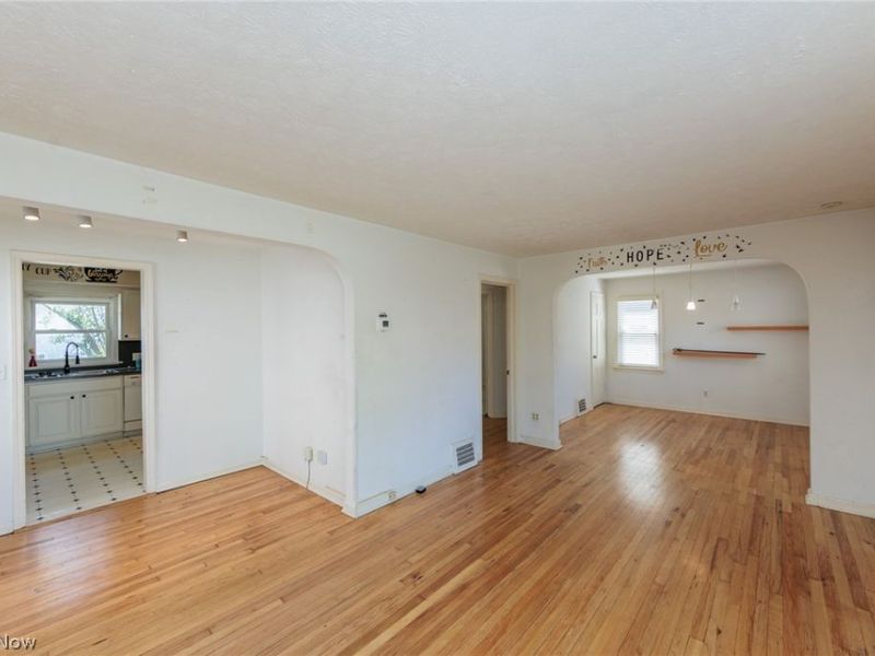 1883 Maywood Road, South Euclid, OH 44121 Photo 7