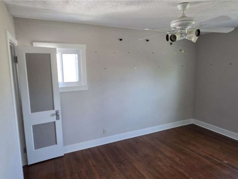 3005 Hillcrest Avenue, Cleveland, OH 44109 Photo 12