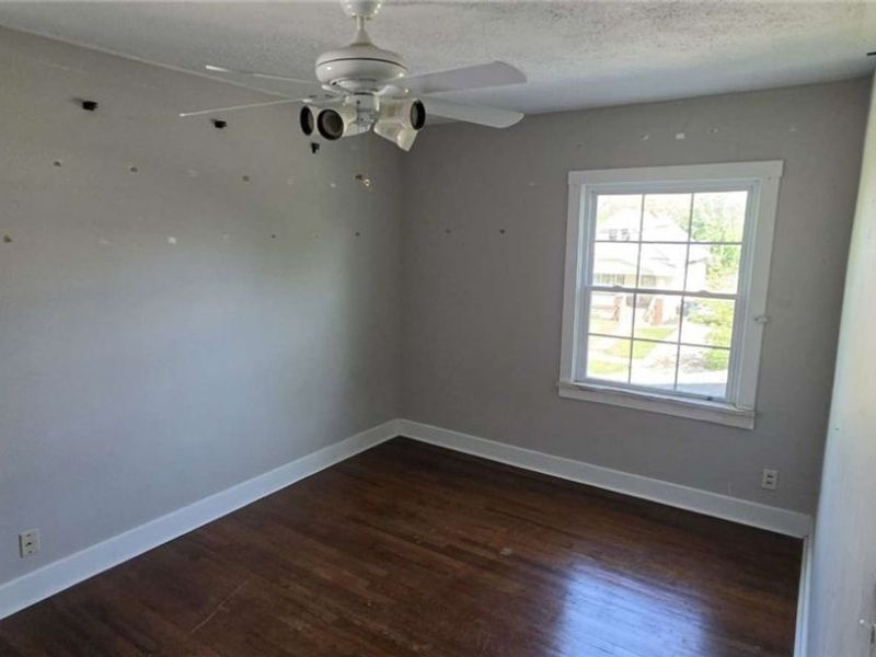 3005 Hillcrest Avenue, Cleveland, OH 44109 Photo 13